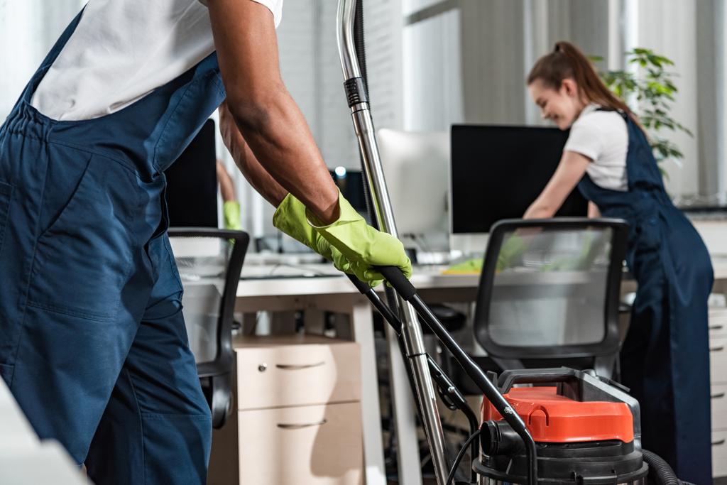 cleaning crew - Prime Cleaning Services The cleaning crew is deep cleaning an office.